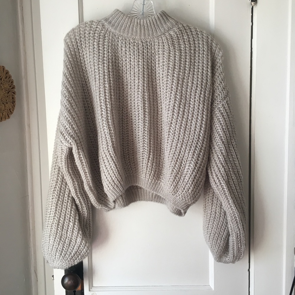Mock neck chunky balloon sleeve sweater light grey